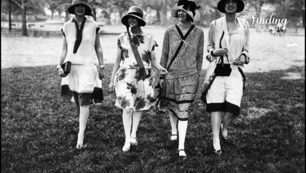 flappers: The Revolutionary Wardrobe of 1920's Bad Girls